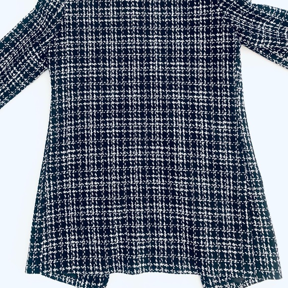 Black & White Tweed Coat - Fully Lined - Gorgeous Excellent Condition - Picture 16 of 16